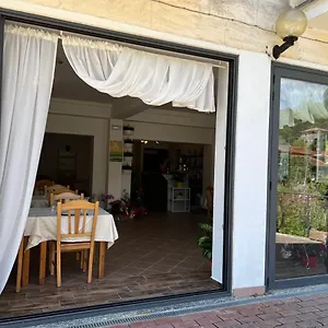 https://agriturismo-la-via-del-sale2.hotelitalianriviera.com